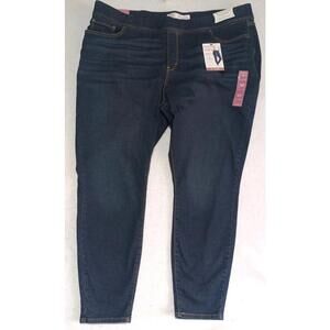 Lee Women’s 18w Straight Leg Relaxed Fit High Rise Jeans —-  New With Tags